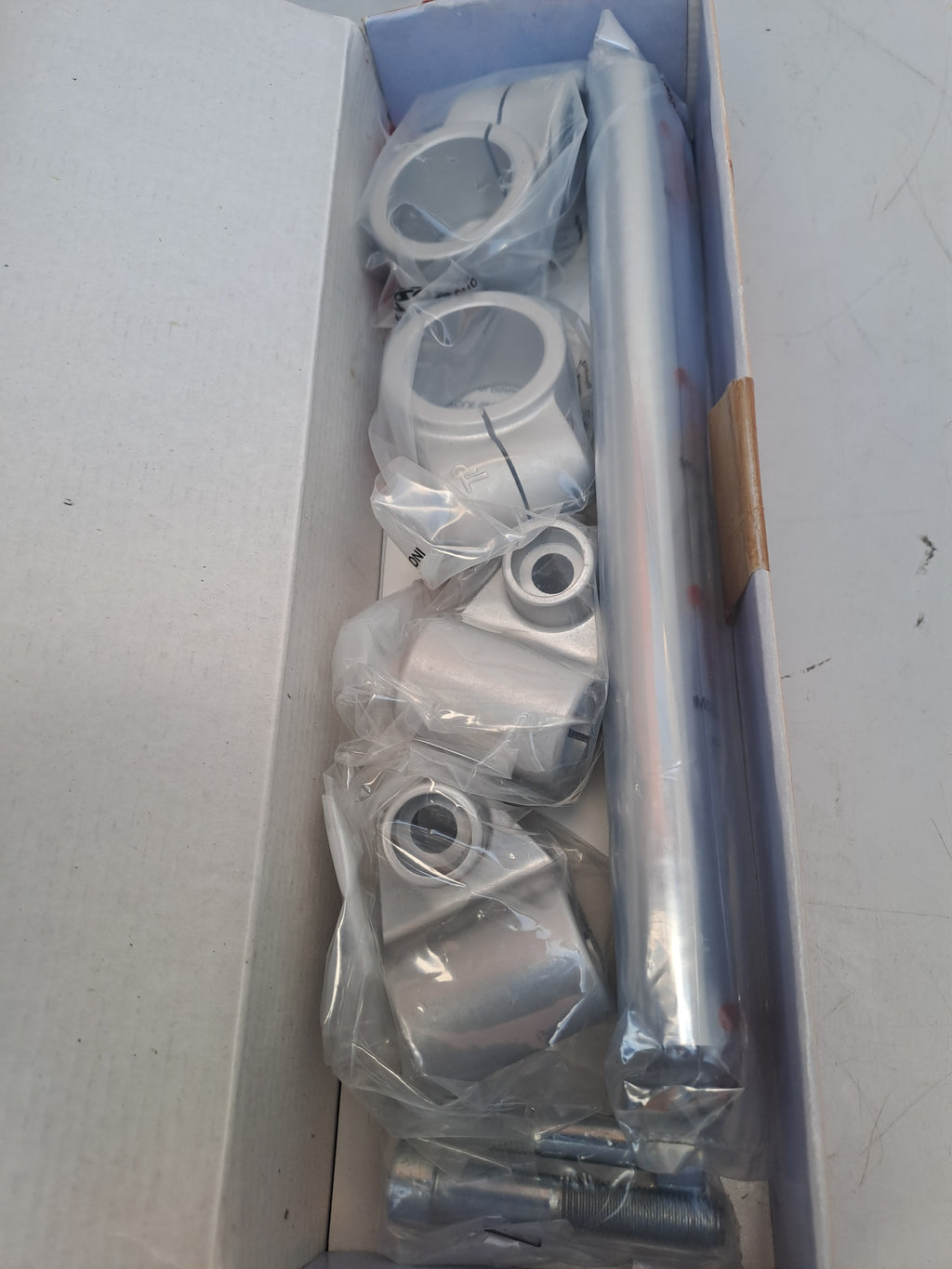 Clip on styr