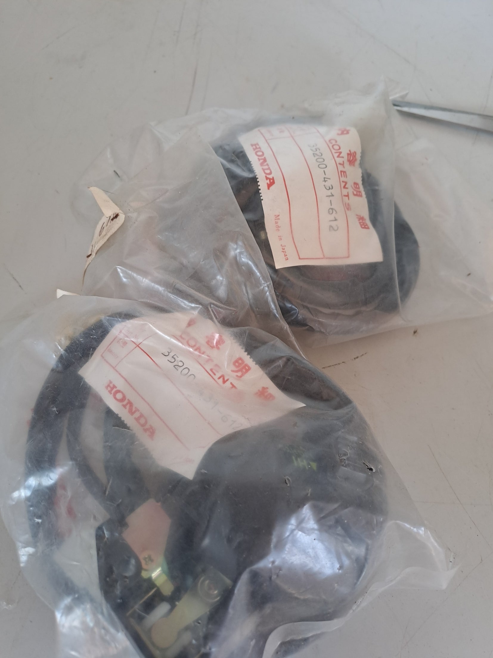 Honda GL 1000 V. Styrkontakt til model K 3 nr: 35200-431-612
