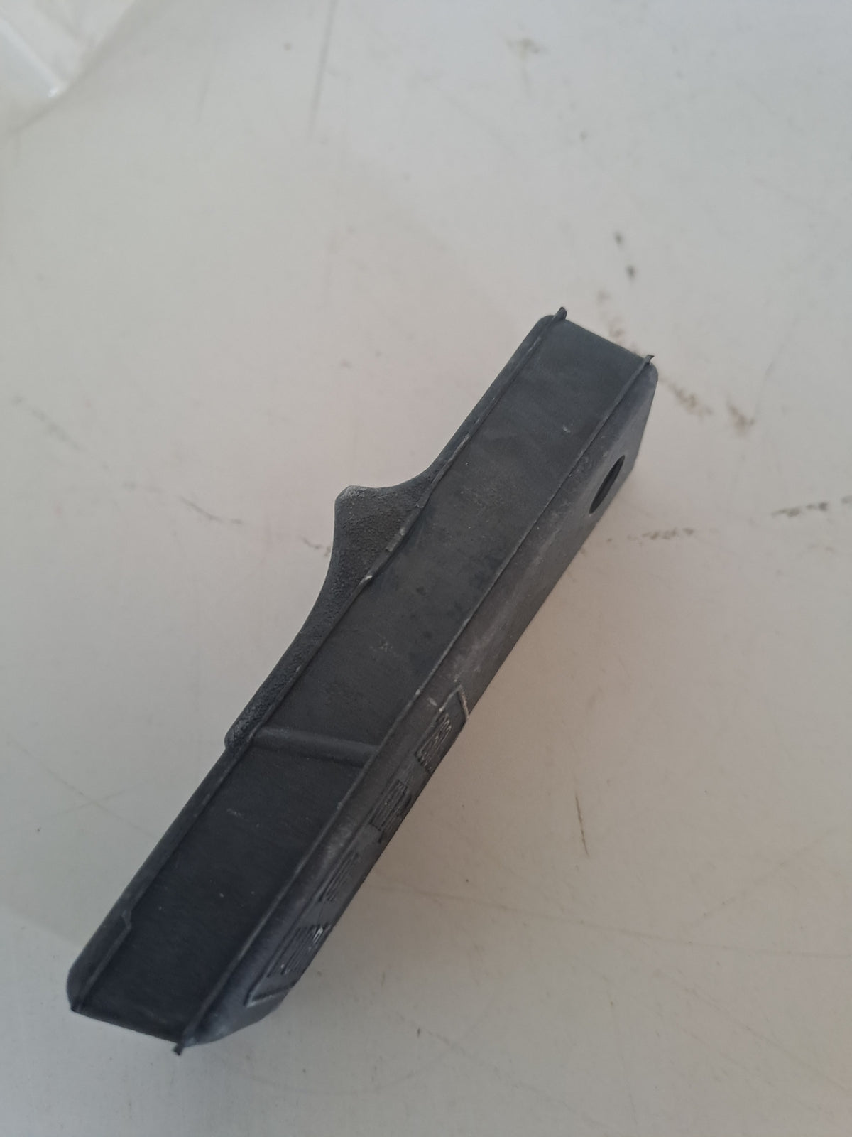 Sidebens gummi til retur på Honda