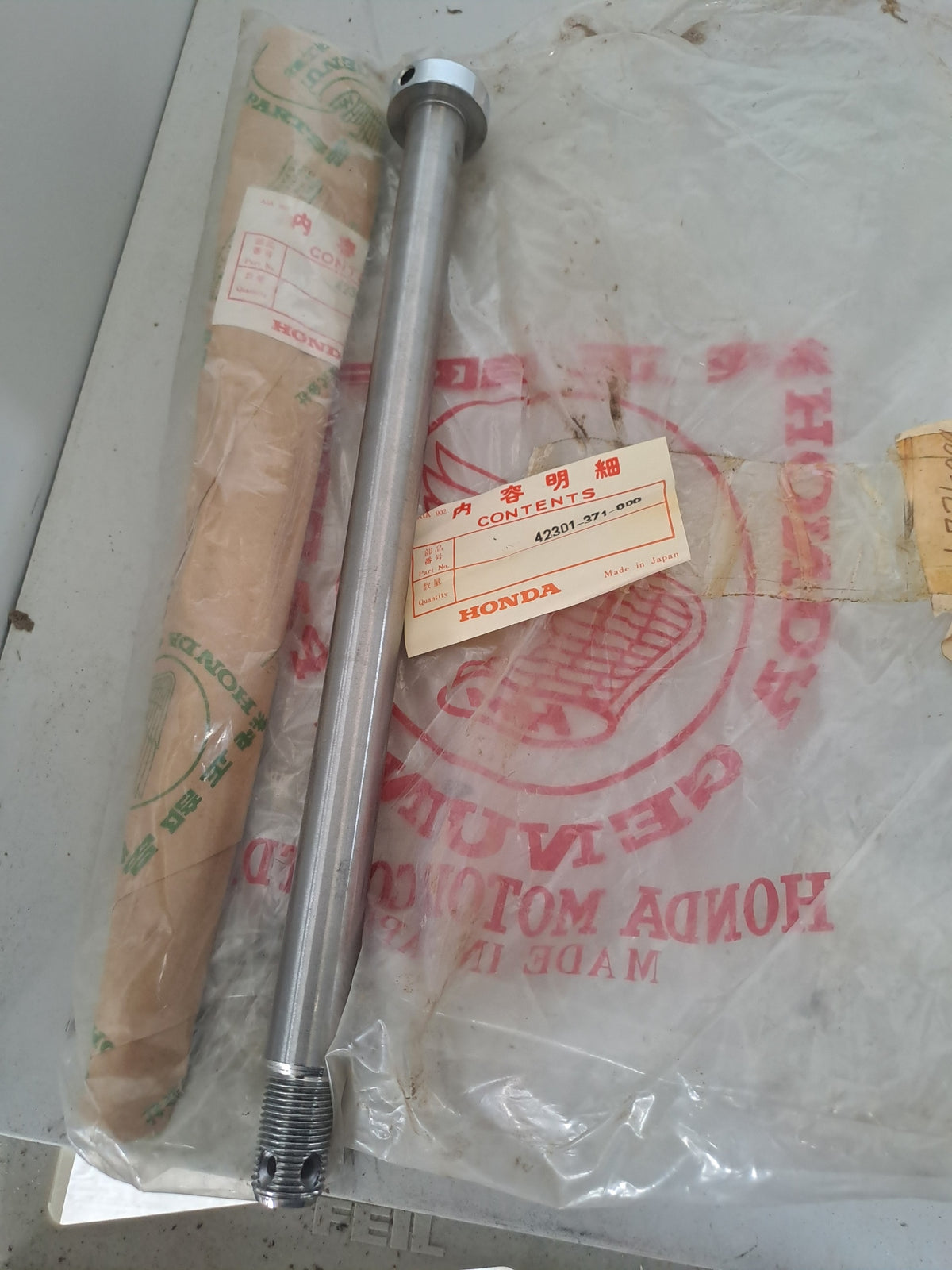 Baghjuls aksel til Honda GL 1000