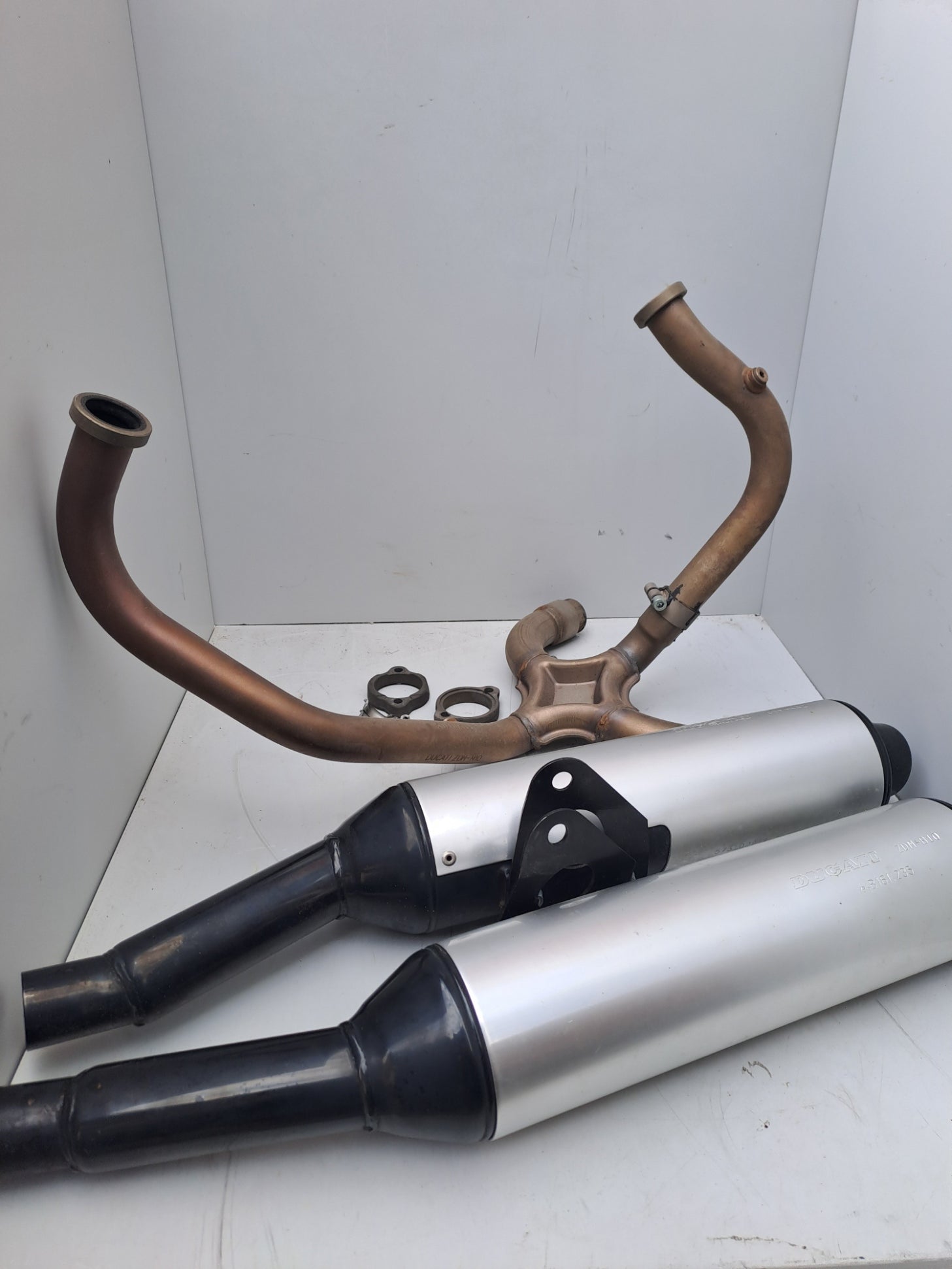 Ducati udstødningssystem